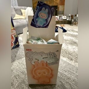 Pop Mart Big Into Energy - Hope.  100% Authentic